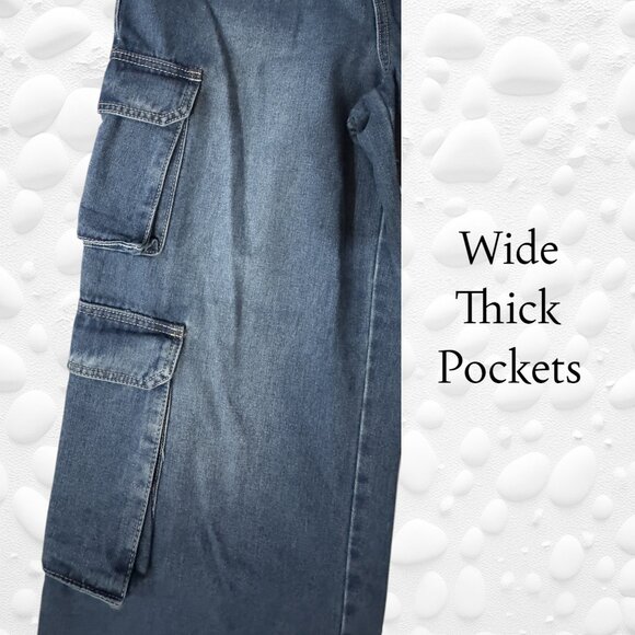 Fashion Nova High-Waisted Wide-Leg Denim Cargo Jeans – Size 11 - Picture 3 of 4